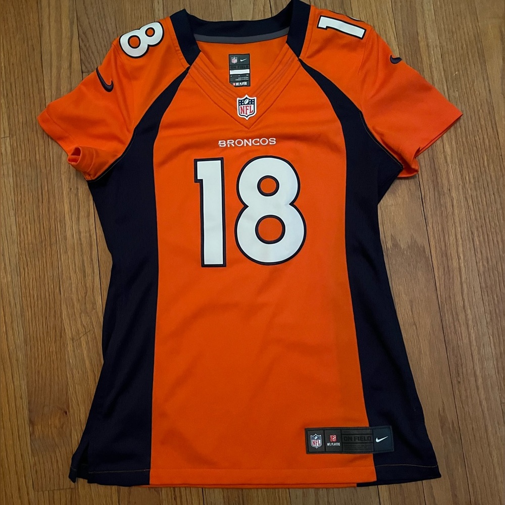 Small Women’s Manning Nike Jersey.  Good as new.